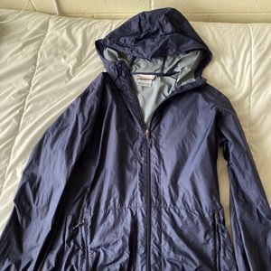 VINTAGE COLUMBIA NAVY BLUE WINDBREAKER/RAIN JACKET